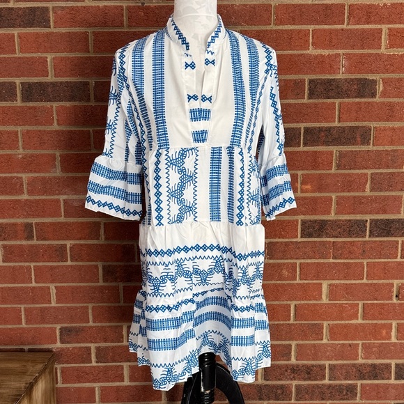 Dresses & Skirts - Blue and White Tribal Like Patterned Lightweight Sundress